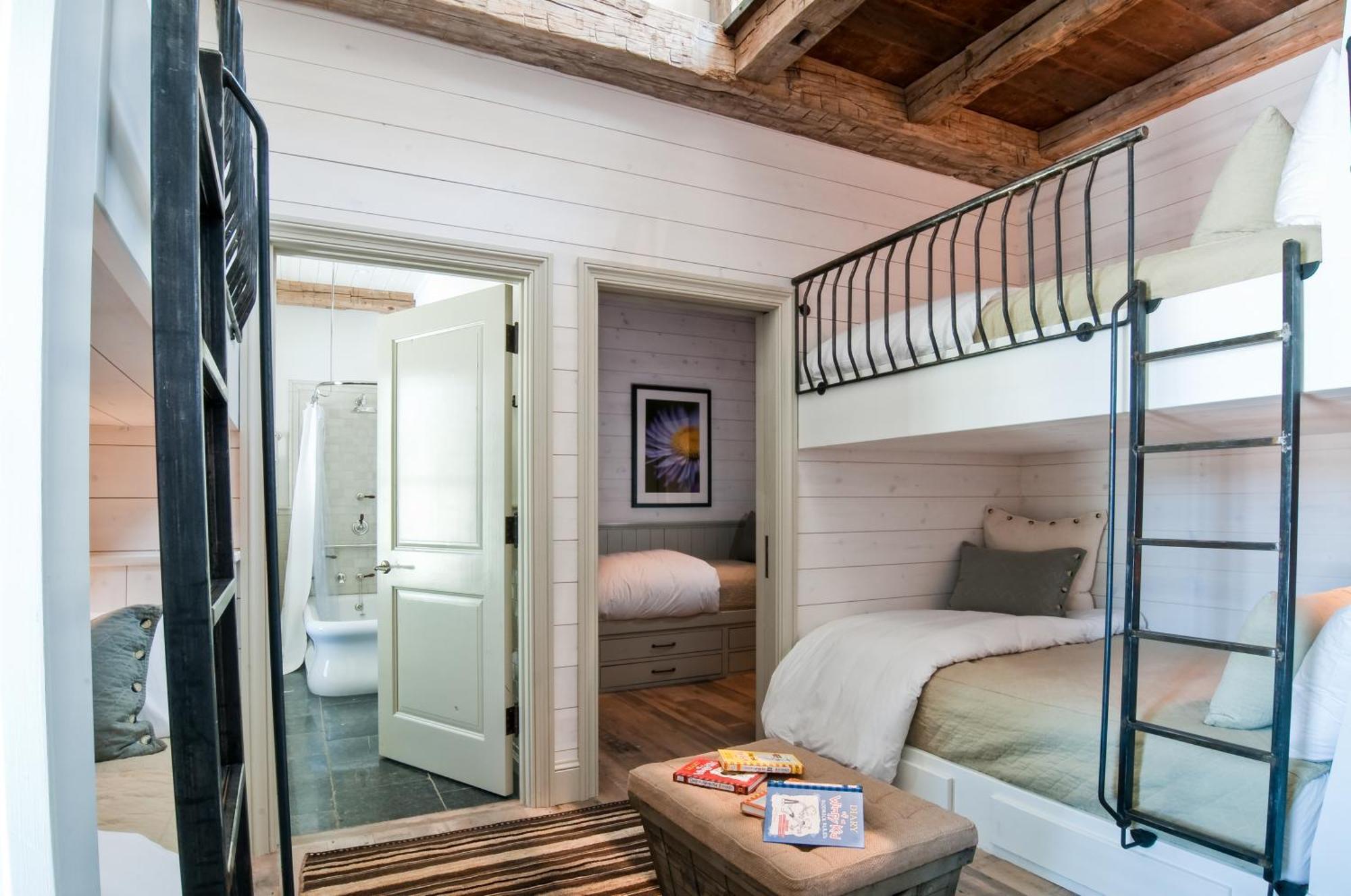 Eleven Scarp Ridge Lodge Crested Butte Exterior photo